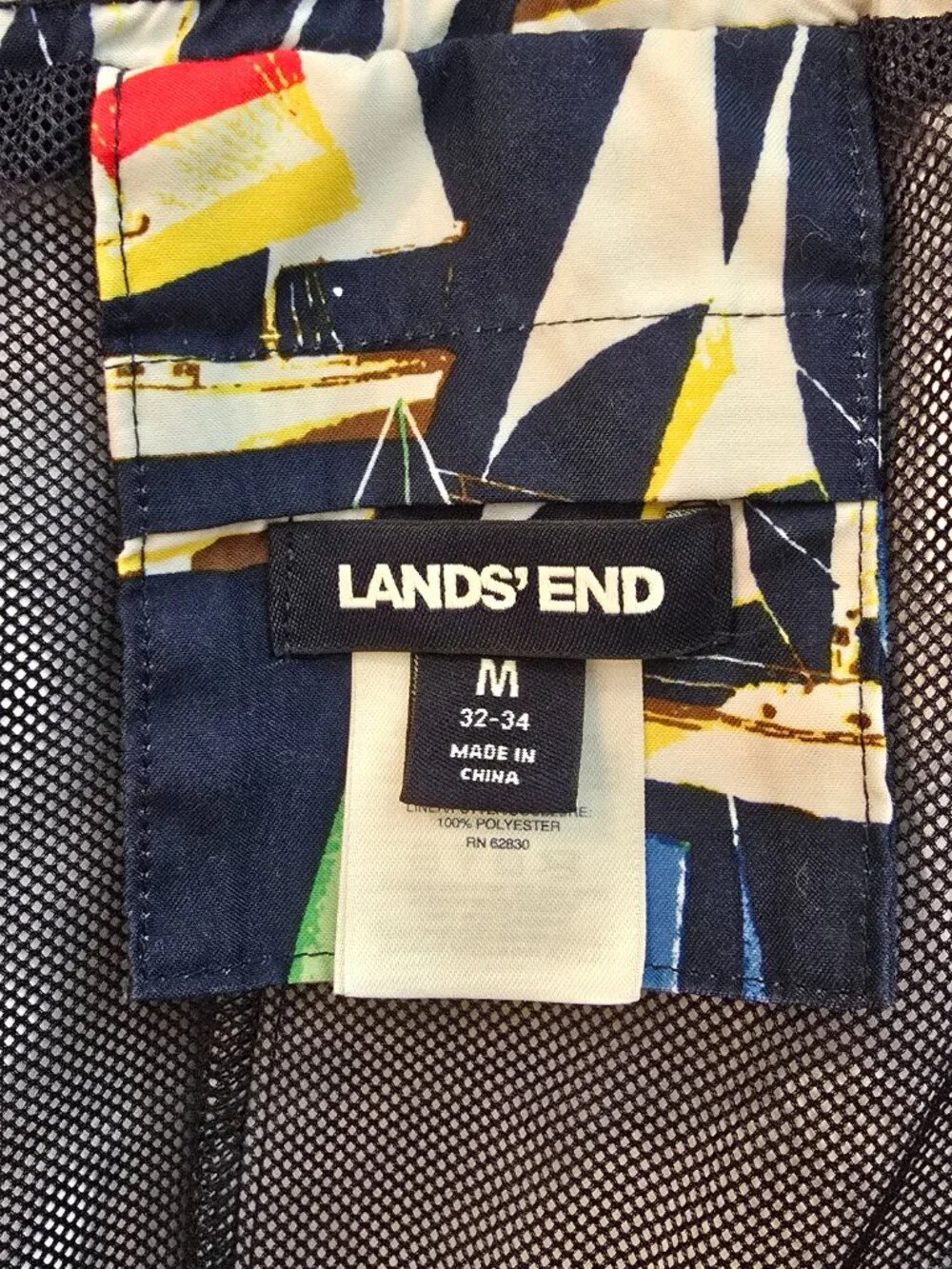 Land's End Men's Sailboat Print Swim Trunks Size M Mesh Lined Nautical Board Sho